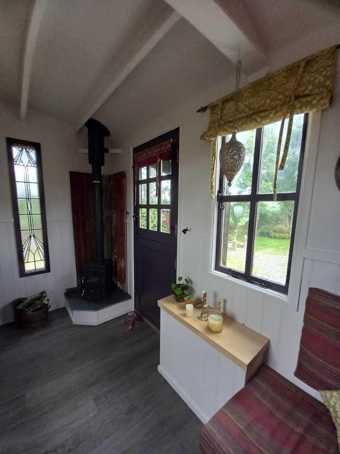 Field Hut Villa Wadebridge Exterior photo