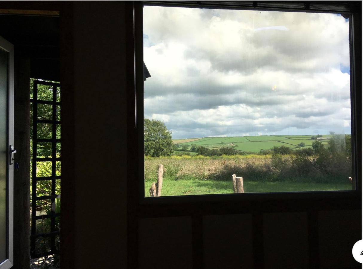 Field Hut Villa Wadebridge Exterior photo